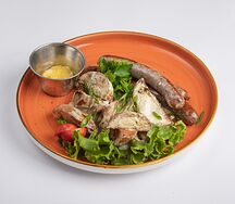 Колбаски с картофелем по-деревенски