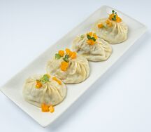 Манты с тыквой и мясом