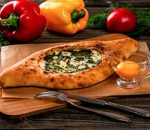 Хачапури со шпинатом и сыром