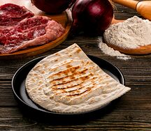 Кутабы с луком и зеленью