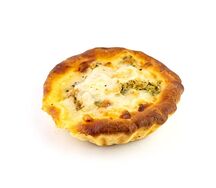 Киш с горбушей и брокколи