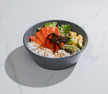 Боул с лососем