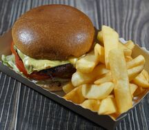 Бургер с говядиной на углях Xl