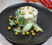 Оливье с домашней колбасой