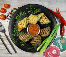 Медальоны из свинины