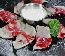 Домашние вареники с творогом