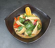 Жареный кальмар с овощами