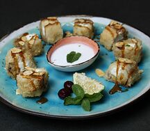 Темпура ролл с фруктами