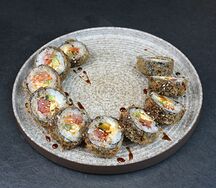 Темпура ролл с лососем и тунцом