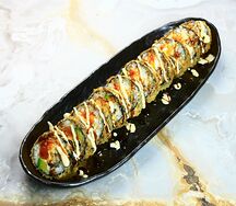 Темпура ролл с угрем и лососем