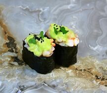 Креветка с васаби соусом