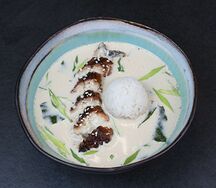 Сливочный суп с угрем