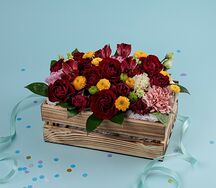 Букет цветов Любимой маме в ящике