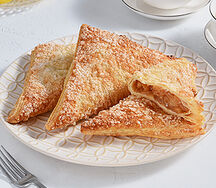 Треугольник с кусочками яблок, De Graaf Bakeries, 130 г, Россия