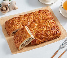 Пирог с курицей и грибами малый на сдобном слоеном тесте от шеф-пекаря АВ, Россия