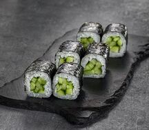 Маки с огурцом