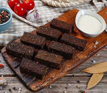 Гренки с чесночным соусом