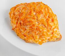 Кета, запеченная с овощами