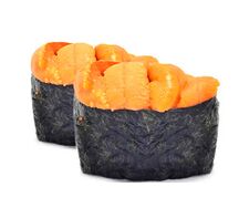 Суши с икрой морского ежа