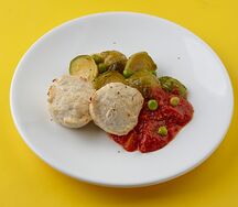 Куриные маффины с овощами