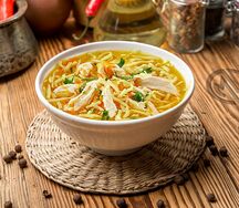 Куриный с домашней лапшой