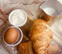 Круассан с ветчиной и сыром