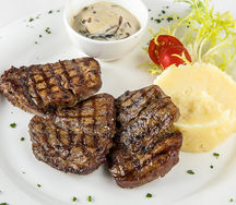 Медальоны с картофельным пюре