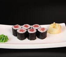 Маки с тунцом