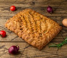 Пирог с зеленым луком и яйцом