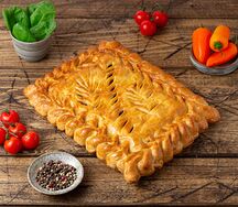 Пирог с мясом и овощами