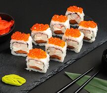 Urus Сибирь-ролл с икрой