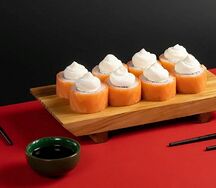 Ролл Ya Филадельфия под сыром с лососем