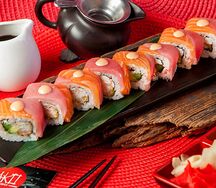 Рейнбоу ролл Тунец и лосось