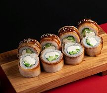 Ролл Ya Lux Филадельфия с угрем