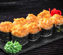 Запеченный острый ролл с креветками