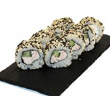 Ролл Калифорния в кунжуте