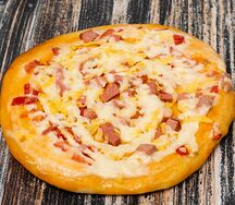 Пицца с сосиской