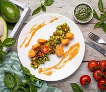 Салат авокадо и креветки