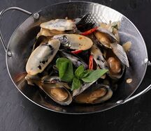 Мидии в кокосовом соусе