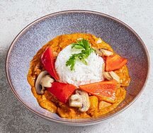 Красный карри с овощами