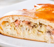 Пирог с горбушей и треской