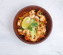 Wok с креветками