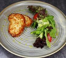 Котлетки куриные с картофельным пюре