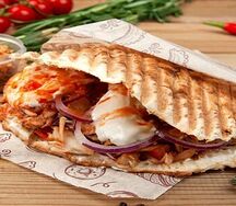 Донер с курицей и грибами