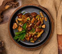 Картофель жареный с грибами