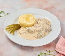 Бефстроганов с пюре