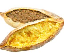 Пиде ассорти. Мясо с овощами, с сыром