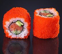 Калифорния с копченым лососем