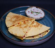 Кесадилья с курицей