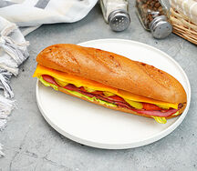 Багет ржаной с говядиной